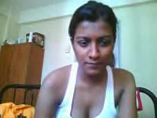 Indiai desi tizenéves suhali bigtits élő cam